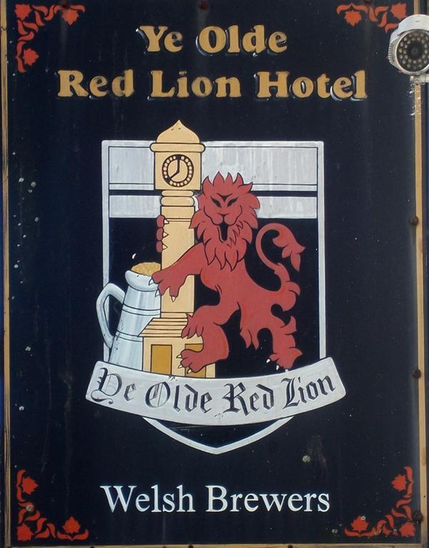 Red Lion Hotel Tredegar Dış mekan fotoğraf