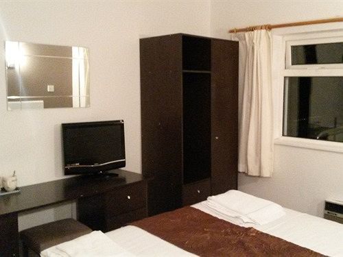 Red Lion Hotel Tredegar Dış mekan fotoğraf