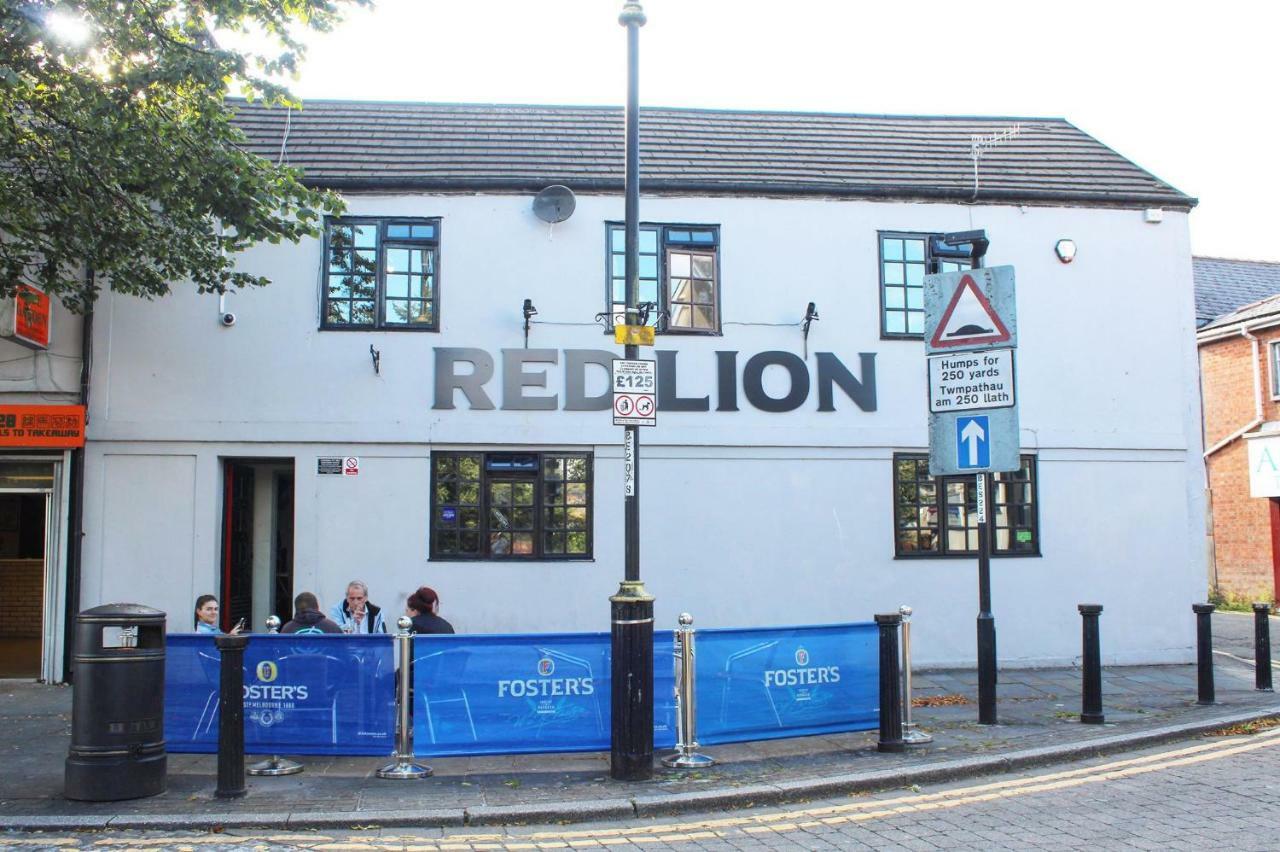 Red Lion Hotel Tredegar Dış mekan fotoğraf